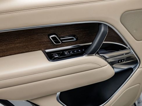 Used 2023 Land Rover Range Rover SE image 88