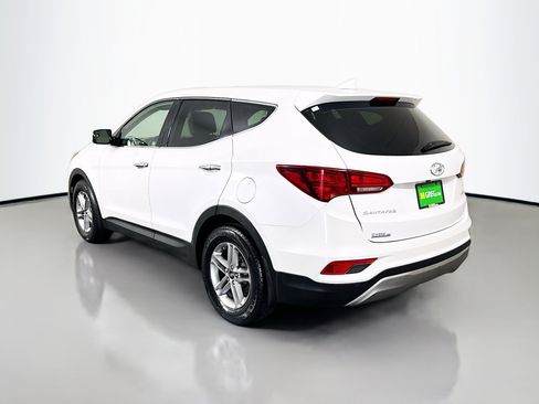 Used 2017 Hyundai Santa Fe Sport image 7