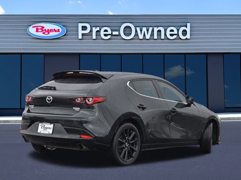 Used 2024 MAZDA MAZDA3 Hatchback w/Premium Plus Pkg image 7