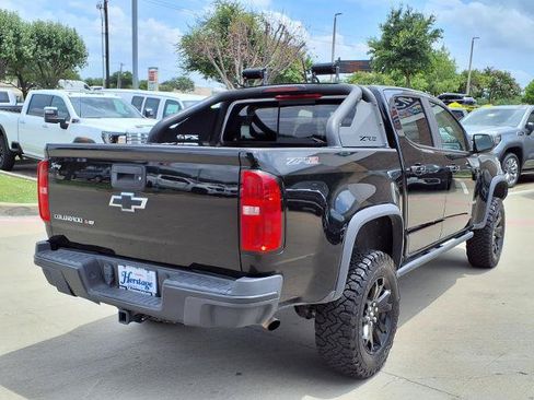 Used 2018 Chevrolet Colorado ZR2 w/ ZR2 Midnight Special Edition AWD/4WD image 3