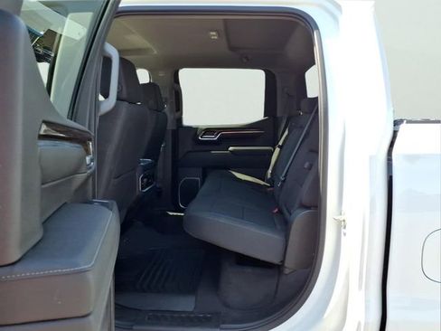 Used 2023 GMC Sierra 1500 Elevation w/ X31 Off-Road Package AWD/4WD image 11