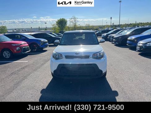 Used 2015 Kia Soul FWD image 2