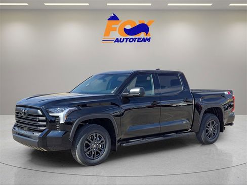 New 2025 Toyota Tundra SR5 image 5