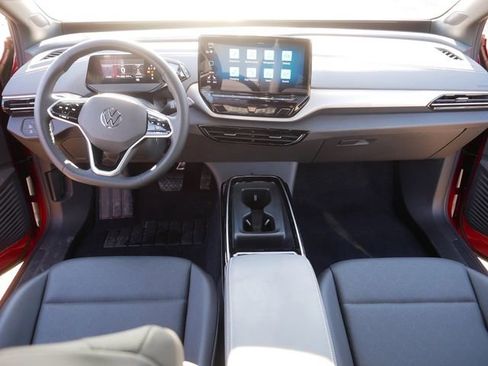 Used 2023 Volkswagen ID.4 Pro S Plus image 22