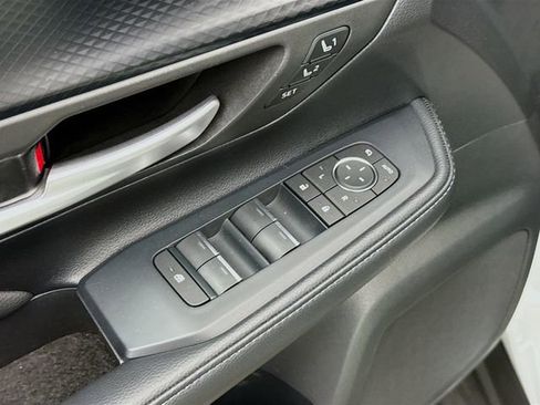 Used 2024 Toyota Grand Highlander AWD Hybrid image 18