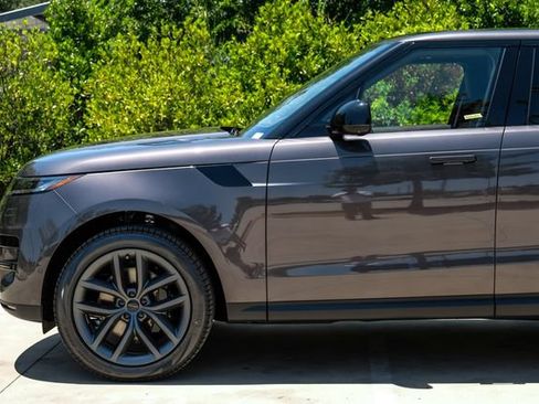 New 2026 Land Rover Range Rover Sport SE AWD/4WD image 15