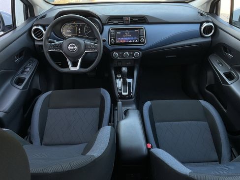 Used 2025 Nissan Versa SV image 19