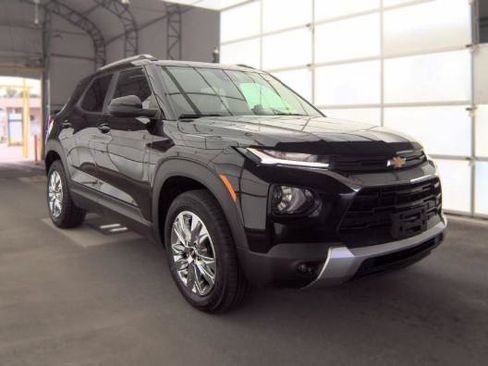 Used 2022 Chevrolet TrailBlazer LT AWD/4WD image 4