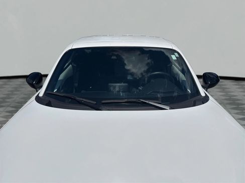 Used 2020 MAZDA MX-5 Miata RF Club RWD image 18