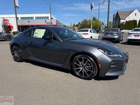 New 2026 Toyota GR86 image 1