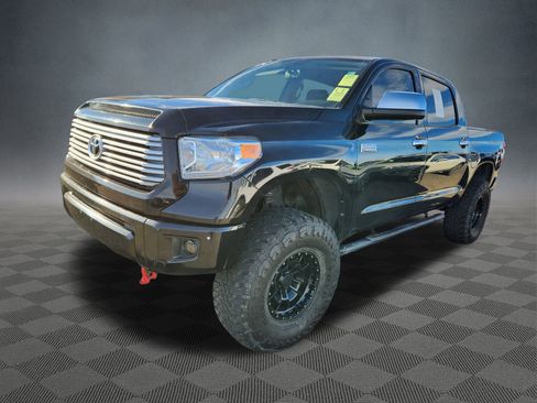 Used 2017 Toyota Tundra Platinum image 3