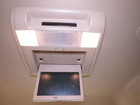 Used 2012 Buick Enclave Premium w/ Trailering Provision Package image 23