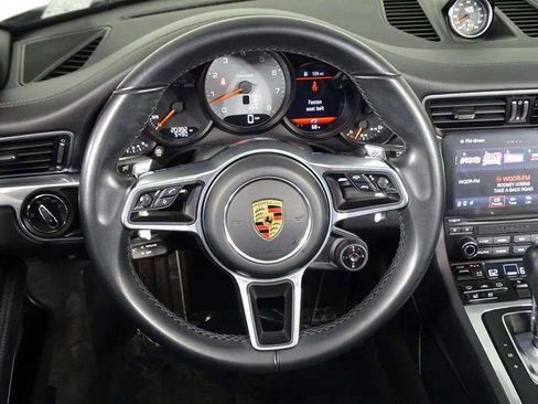 Used 2019 Porsche 911 Carrera S RWD image 17
