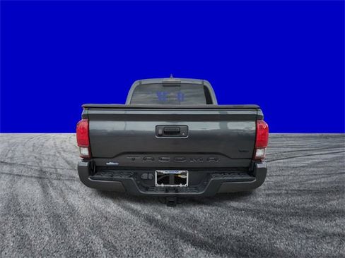 Used 2022 Toyota Tacoma SR5 image 5