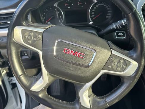 Used 2017 GMC Acadia SLT AWD/4WD image 11