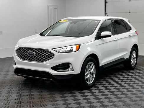Used 2023 Ford Edge SEL w/ Convenience Package AWD/4WD image 2