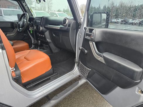 Used 2015 Jeep Wrangler Sport AWD/4WD image 27
