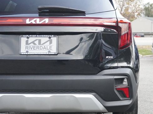 Used 2024 Kia Seltos LX image 14