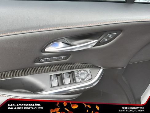 Certified 2022 Cadillac XT4 Sport w/ LPO, ONYX Package FWD image 13