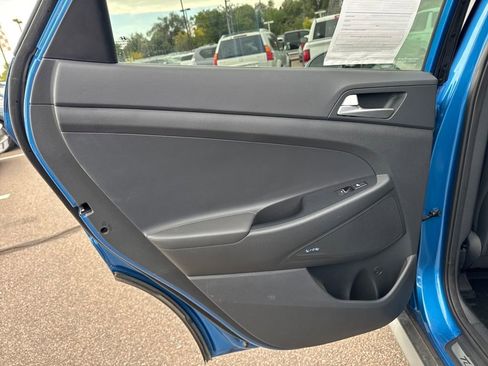 Used 2010 Honda Insight EX image 25