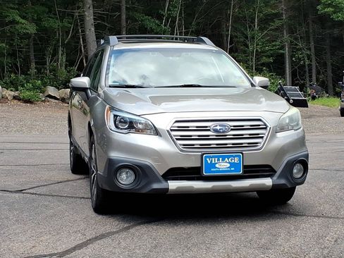Used 2015 Subaru Outback 2.5i Limited AWD/4WD image 1