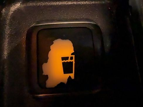 Used 2015 Mercedes-Benz GL 450 4MATIC image 33