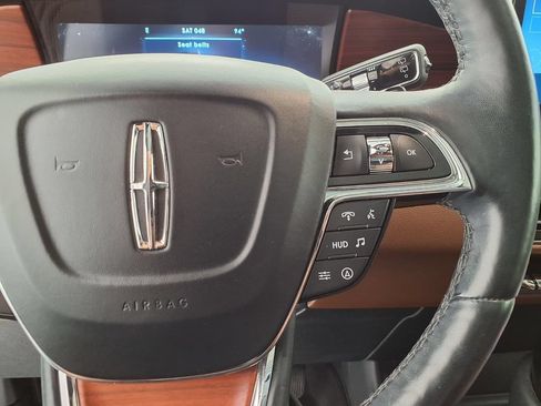Used 2024 Lincoln Navigator L Reserve AWD/4WD image 7