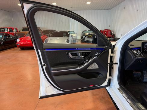 Used 2021 Mercedes-Benz S 580 4MATIC Sedan image 15