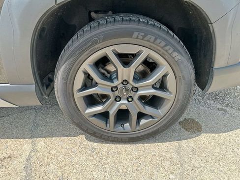 Used 2023 Honda Pilot Elite image 47