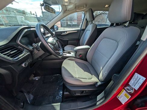 Used 2020 Ford Escape SE FWD image 15