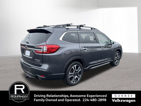 Used 2023 Subaru Ascent Touring AWD/4WD image 9