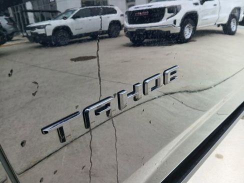 Used 2023 Chevrolet Tahoe High Country AWD/4WD image 11