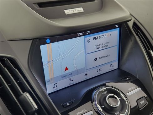 Used 2017 Ford Escape Titanium image 18