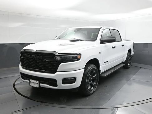 New 2026 RAM 1500 Express AWD/4WD image 34