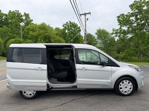 Used 2021 Ford Transit Connect XLT FWD image 34