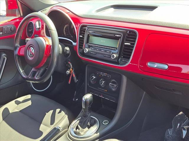 Used 2013 Volkswagen Beetle 2.5 FWD image 19
