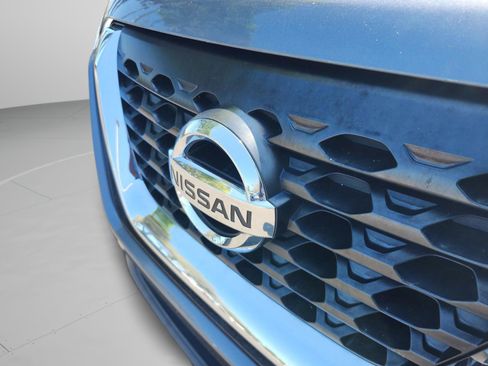 Used 2019 Nissan Kicks S image 21