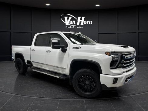 Used 2024 Chevrolet Silverado 2500 High Country w/ LPO, Dark Essentials Package image 1