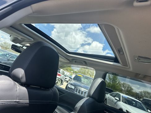 Used 2019 Subaru Forester Limited w/ Popular Package #3 AWD/4WD image 19