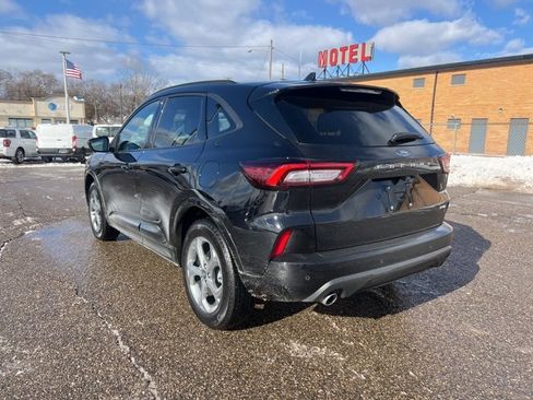 Certified 2024 Ford Escape ST-Line w/ Tech Pack #1 image 6