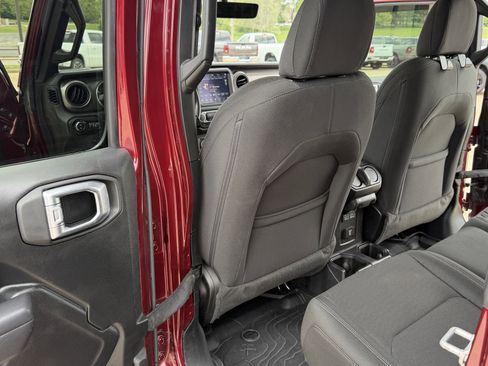 Used 2021 Jeep Gladiator Sport AWD/4WD image 30