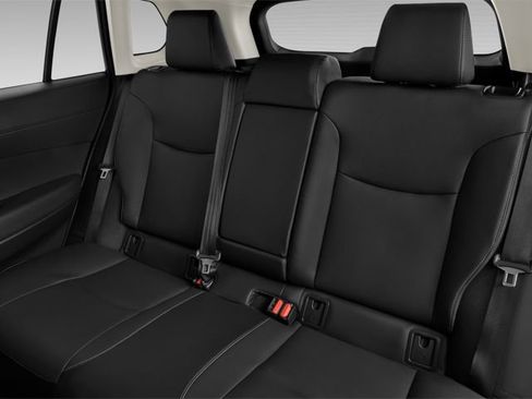 Used 2023 Toyota Corolla Cross XLE FWD image 11
