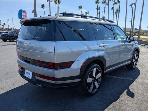 Used 2024 Hyundai Santa Fe Limited image 4