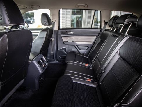 Certified 2023 Volkswagen Atlas SE FWD image 26