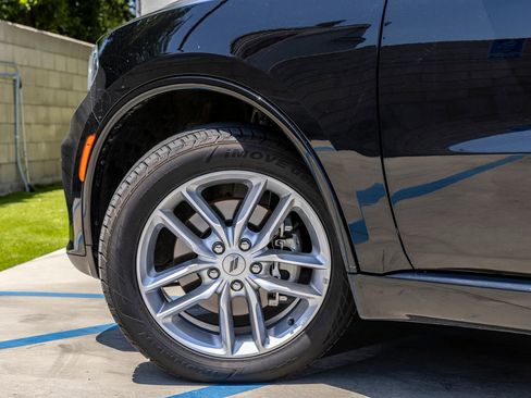 Used 2024 Dodge Durango GT RWD image 37