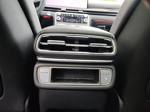 Used 2025 Genesis GV80 3.5T Advanced AWD/4WD image 28