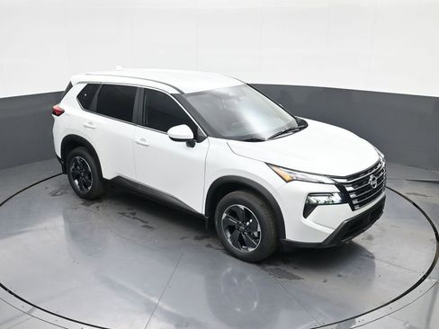 New 2026 Nissan Rogue SV w/ Cold Weather Package image 25