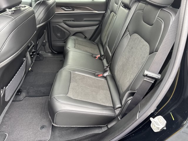 New 2027 Jeep Grand Cherokee 4WD image 20