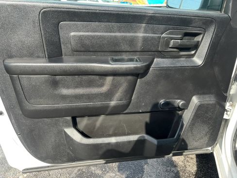 Used 2017 RAM 1500 Tradesman RWD image 8
