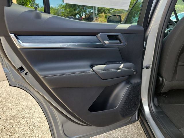 New 2027 GMC Terrain Elevation FWD image 11